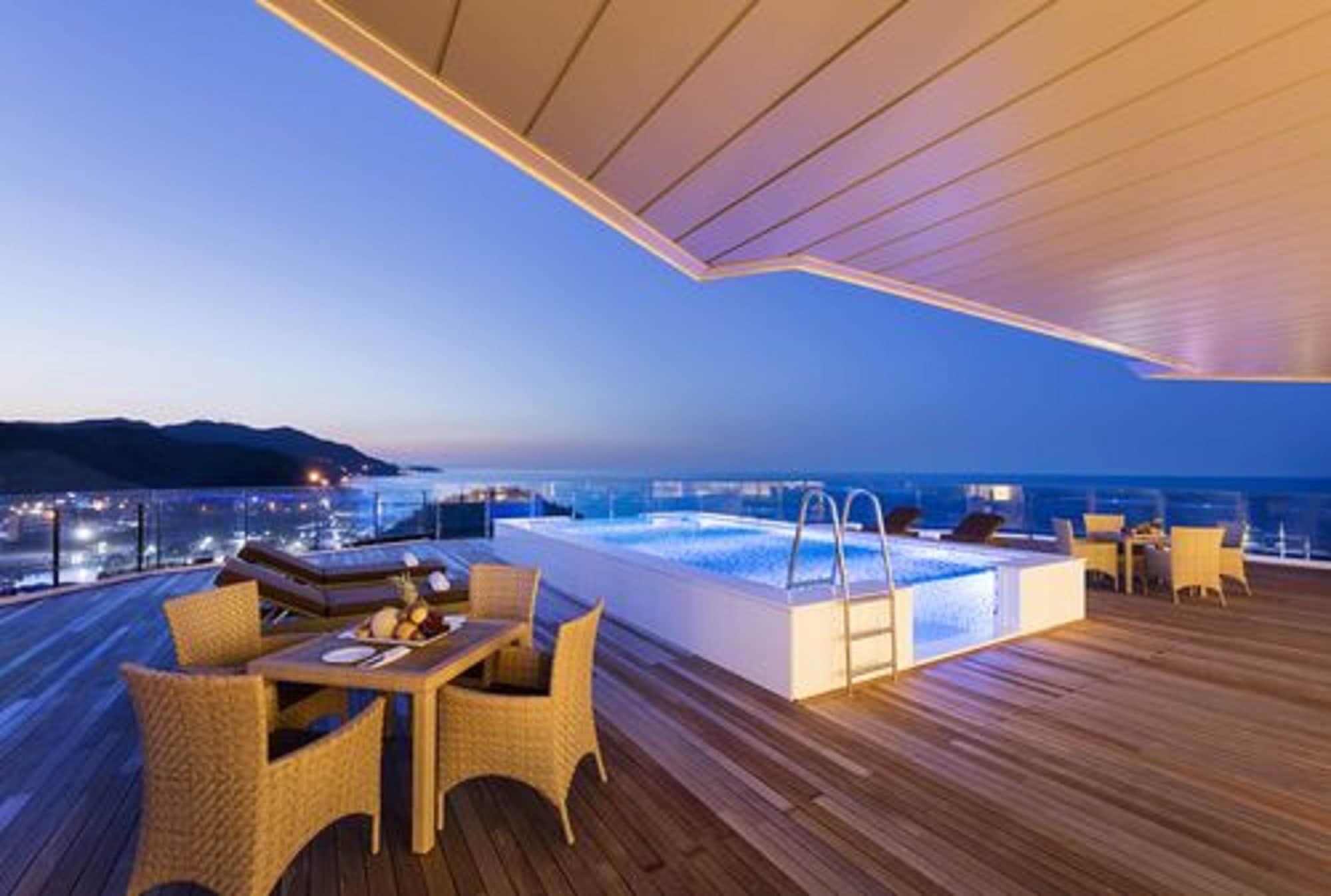 Sun Cruise Resort And Yacht Gangneung Exterior foto