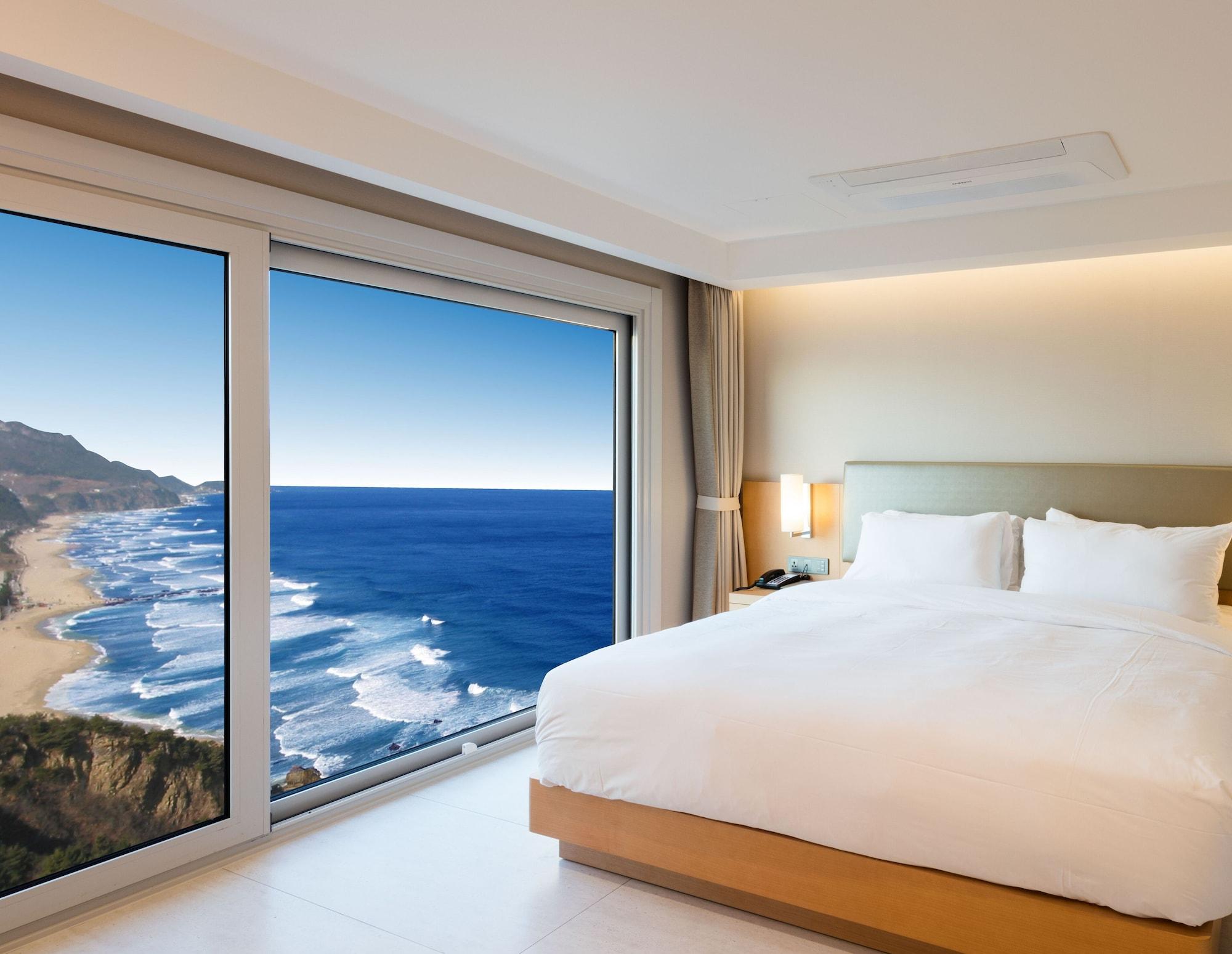 Sun Cruise Resort And Yacht Gangneung Exterior foto