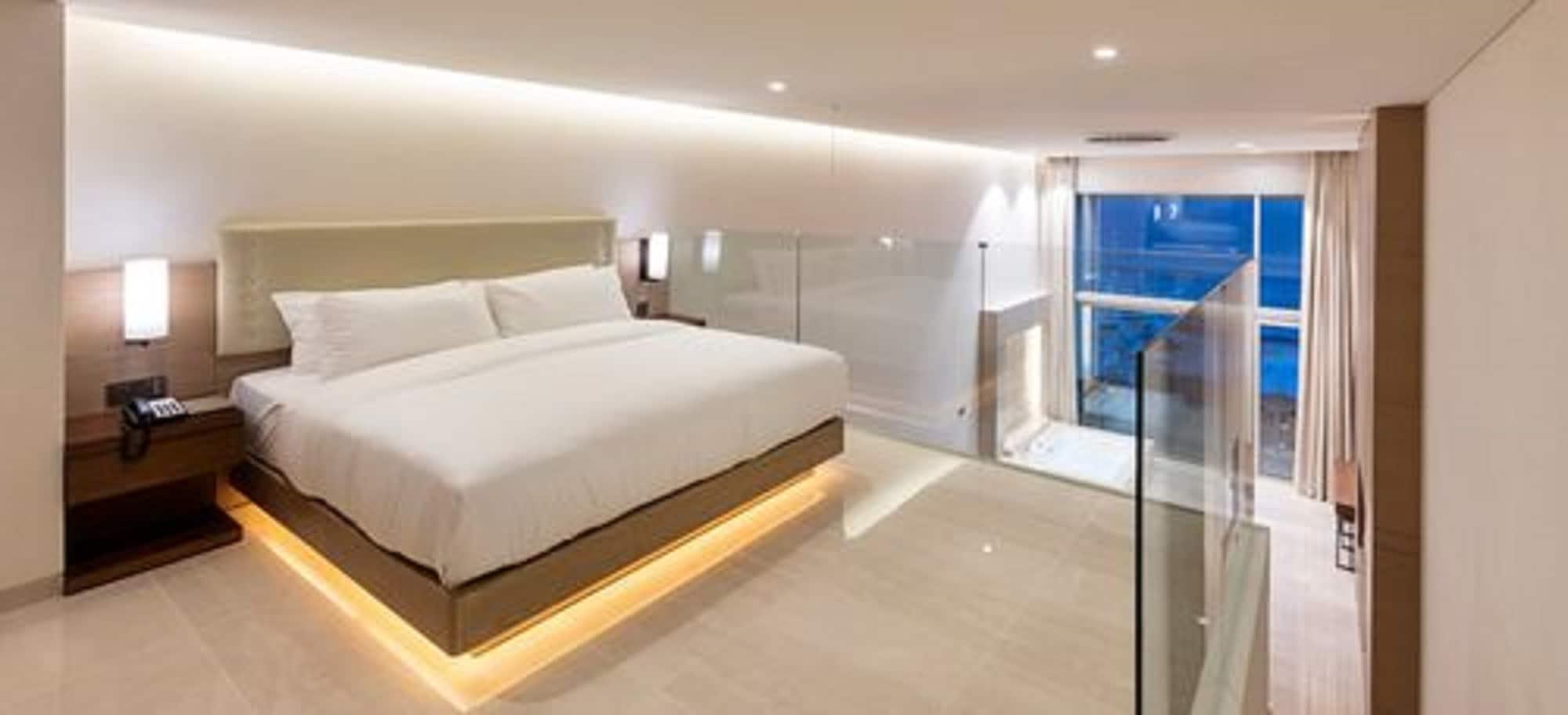 Sun Cruise Resort And Yacht Gangneung Exterior foto